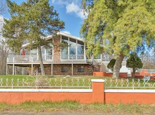 63 Millbrook Rd, Middletown, CT 06457