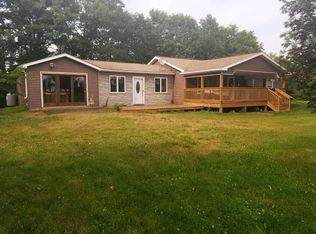 1407 Peet Hill Rd, Laceyville, PA 18623