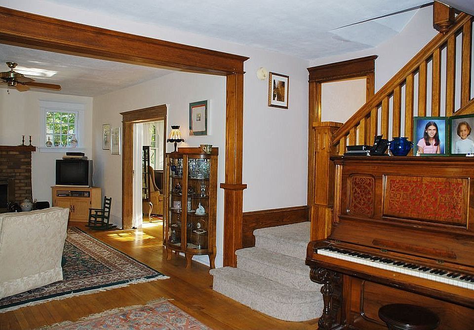 Foyer View
