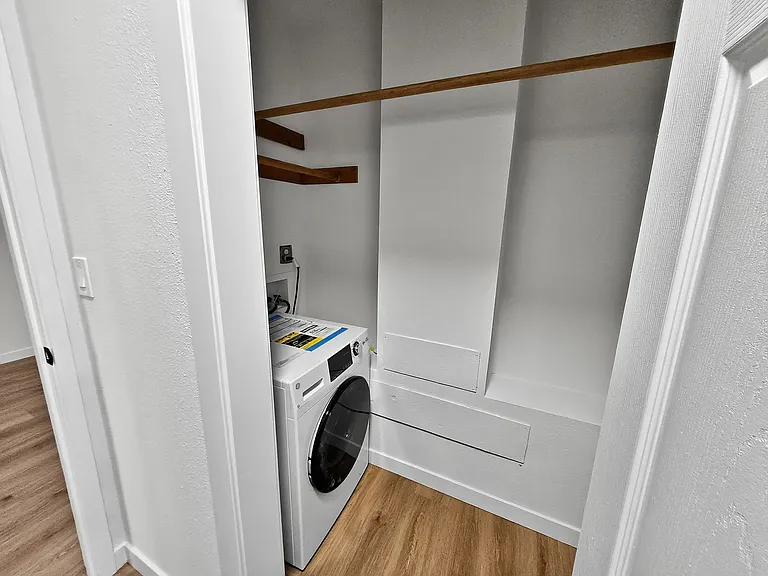 Belcourt Apartments — Photo 24