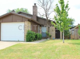 6620 S Creek Dr, Fort Worth, TX 76133