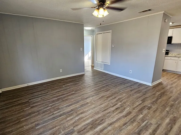 13818 Mail Route Rd — Photo 20