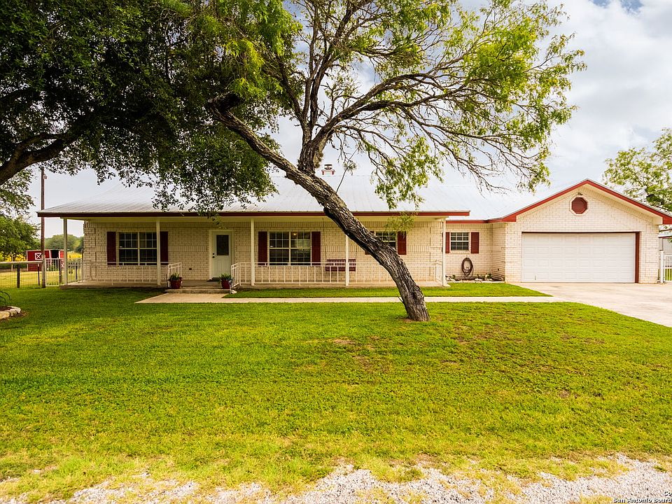 1st image of 209 CIMARRON DR