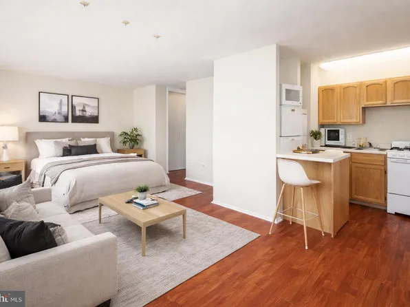 2101 Chestnut St APT 1024, Philadelphia, PA 19103