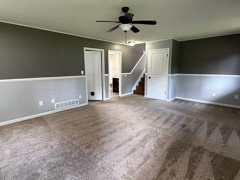 4544 Hillview Shrs — Photo 26