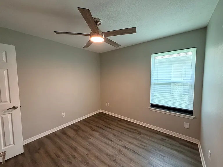 7738 Lola Cir — Photo 33