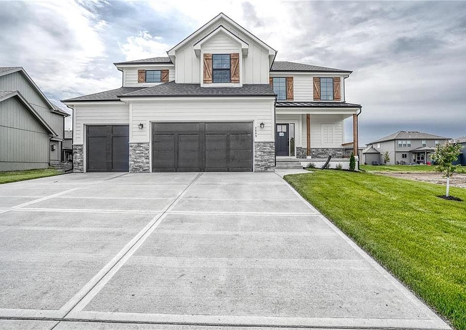 These photos are if a different Parker model Spec home THIS HOME IS Under Construction and Compl