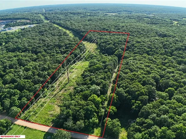 9399 N Spring Valley Rd, Gravette, AR 72736