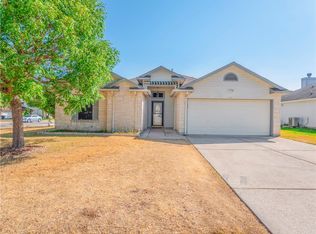 806 Riverway Ln, Leander, TX 78641