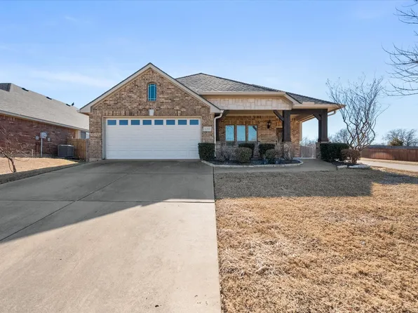 1200 Thicket Dr, Mansfield, TX 76063