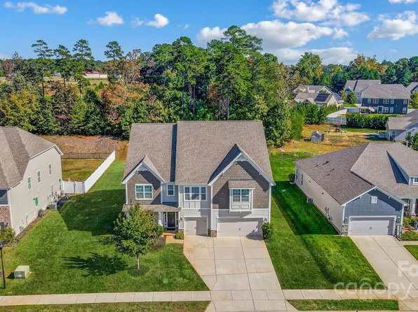 7041 Barnstone Ct, Denver, NC 28037