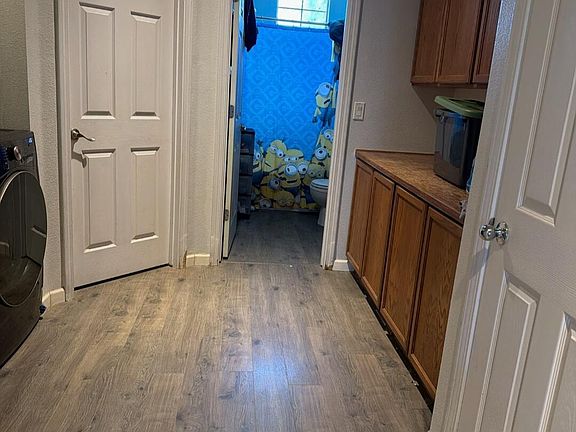 5th image of 1015 Desert Peach Ct