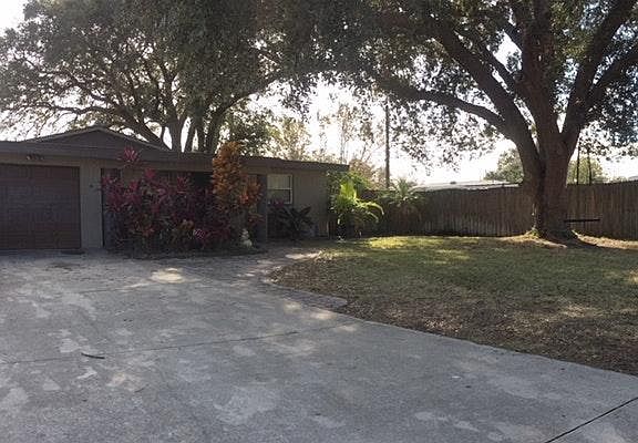 2nd image of 404 Davison Ave NE