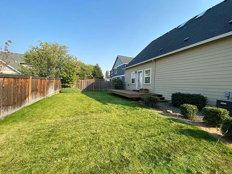 3016 Hazel Ave — Photo 12