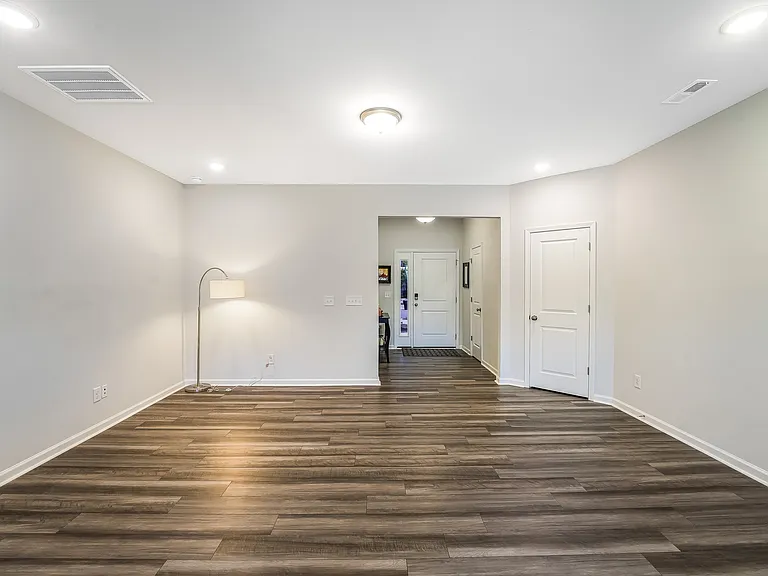 616 Glen Clova Dr — Photo 19