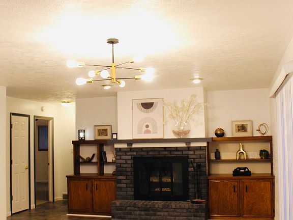 5th image of 813 Volkman Dr