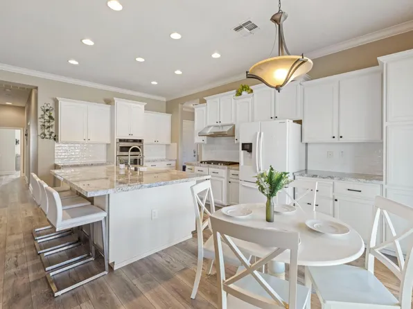 924 Cottrell Way, Galt, CA 95632