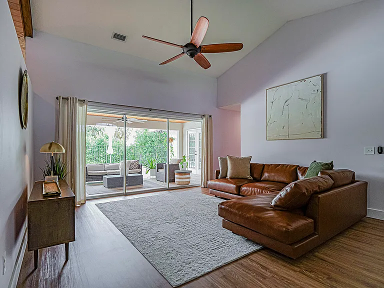 4460 12th Mnr SW — Photo 10