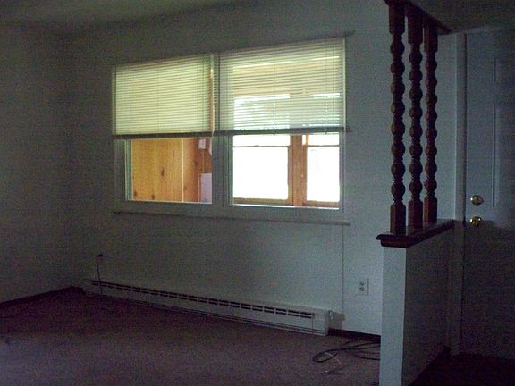 2nd image of 8506 Railroad St