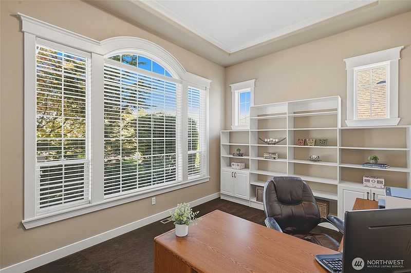4th image of 2317 Alder Street