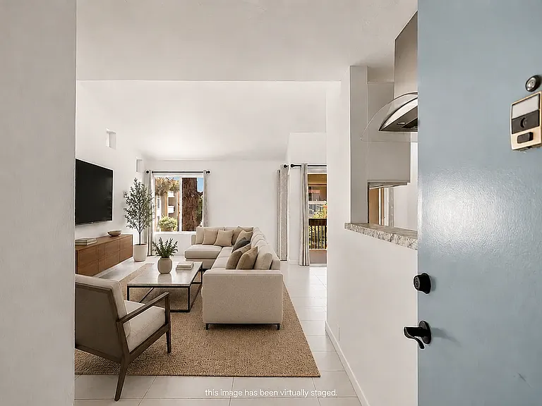 1801 Diamond St #321 — Photo 8