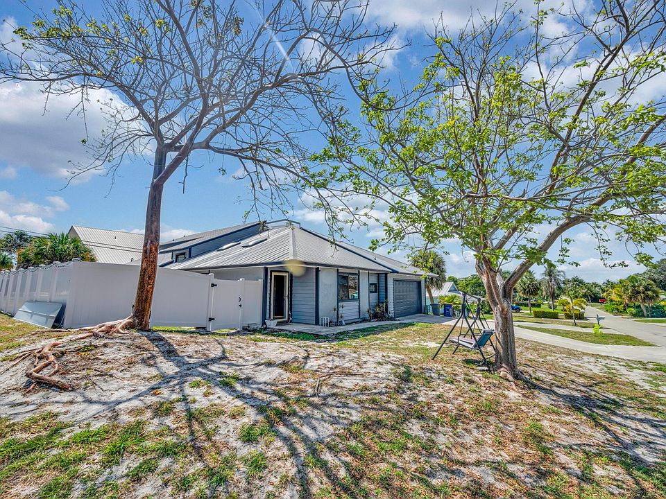 1st image of 3849 NE Linda Drive