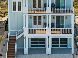 13 Moore St, Ocean Isle Beach, NC 28469