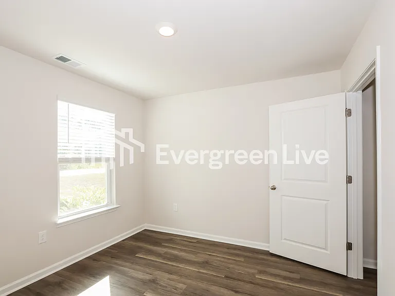 2228 Courtina Way — Photo 13