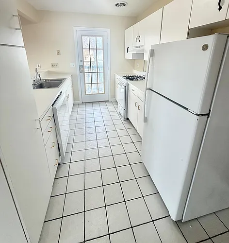 154 Warner St #1 Photo 1