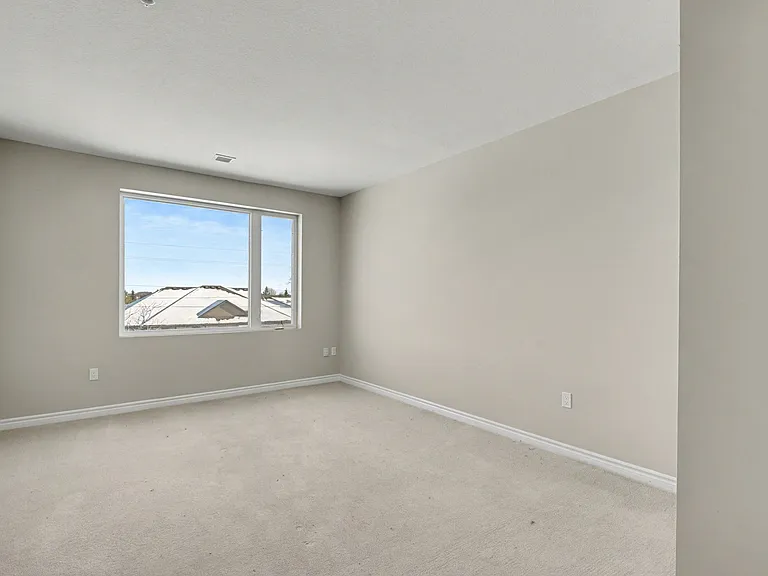660 Garibaldi Ave — Photo 43