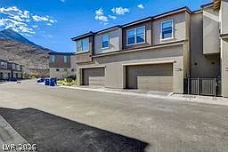 11458 Contour Ave — Photo 15