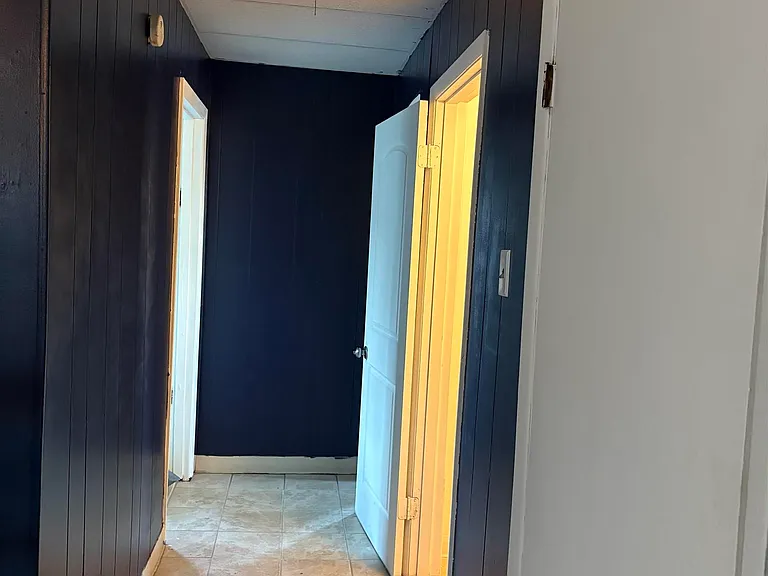 841 Stewart St — Photo 5