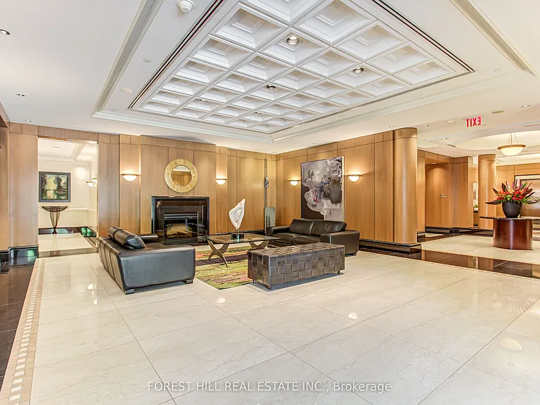 38 Avenue Rd #201 — Photo 5