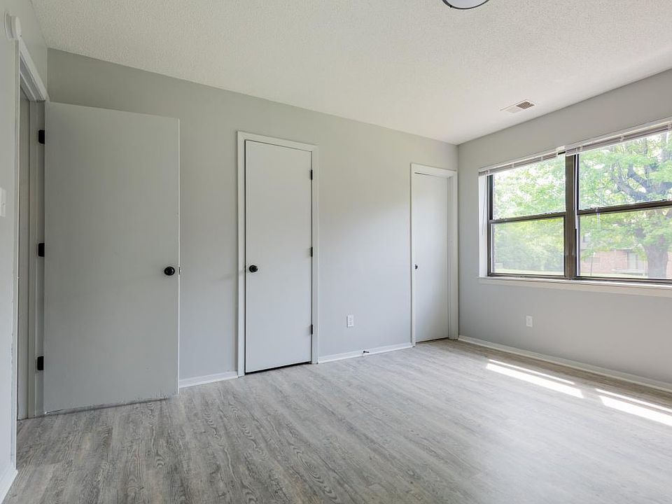 ROBIN HILLS 607 SW 2nd St Lees Summit MO Zillow