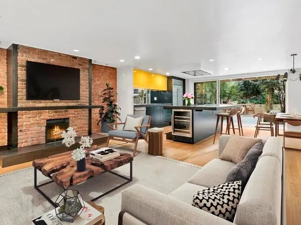 245 West 24th Street image 1 of 7