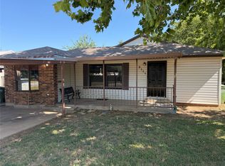 2111 SE 19th St, Mineral Wells, TX 76067