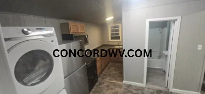 207 Burch St — Photo 6