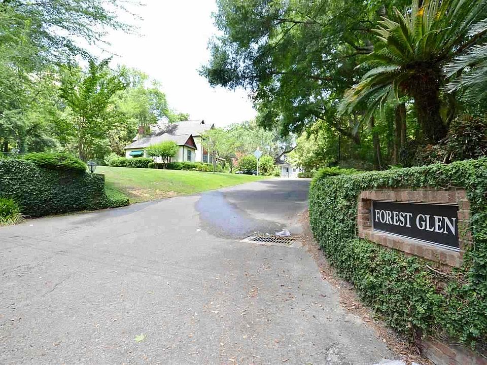 1st image of Forest Glen Ct