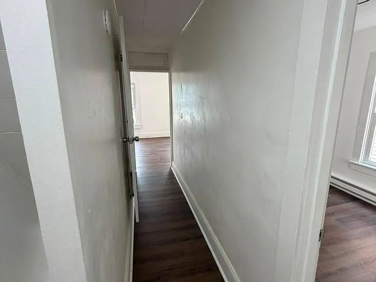 1039 W Arch St — Photo 10