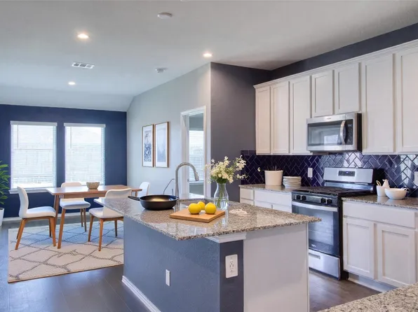 9709 Madison Ave, Texas City, TX 77591