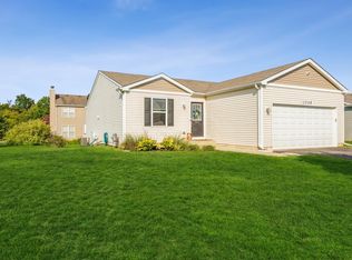 1705 Powers Rd, Woodstock, IL 60098