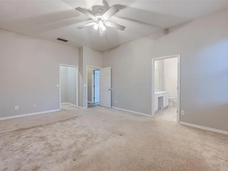 1175 Chessington Cir — Photo 12
