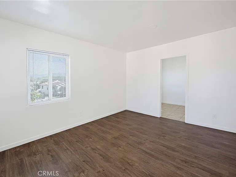 2770 Marengo St — Photo 3