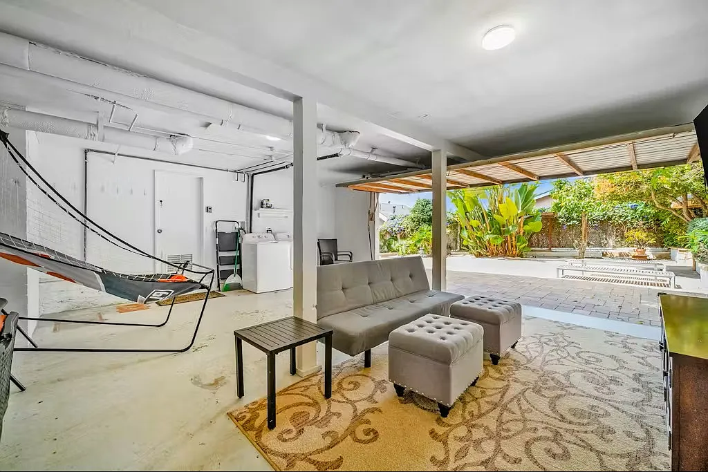 3 bed, 1213 sqft, $7,500 — Photo 4