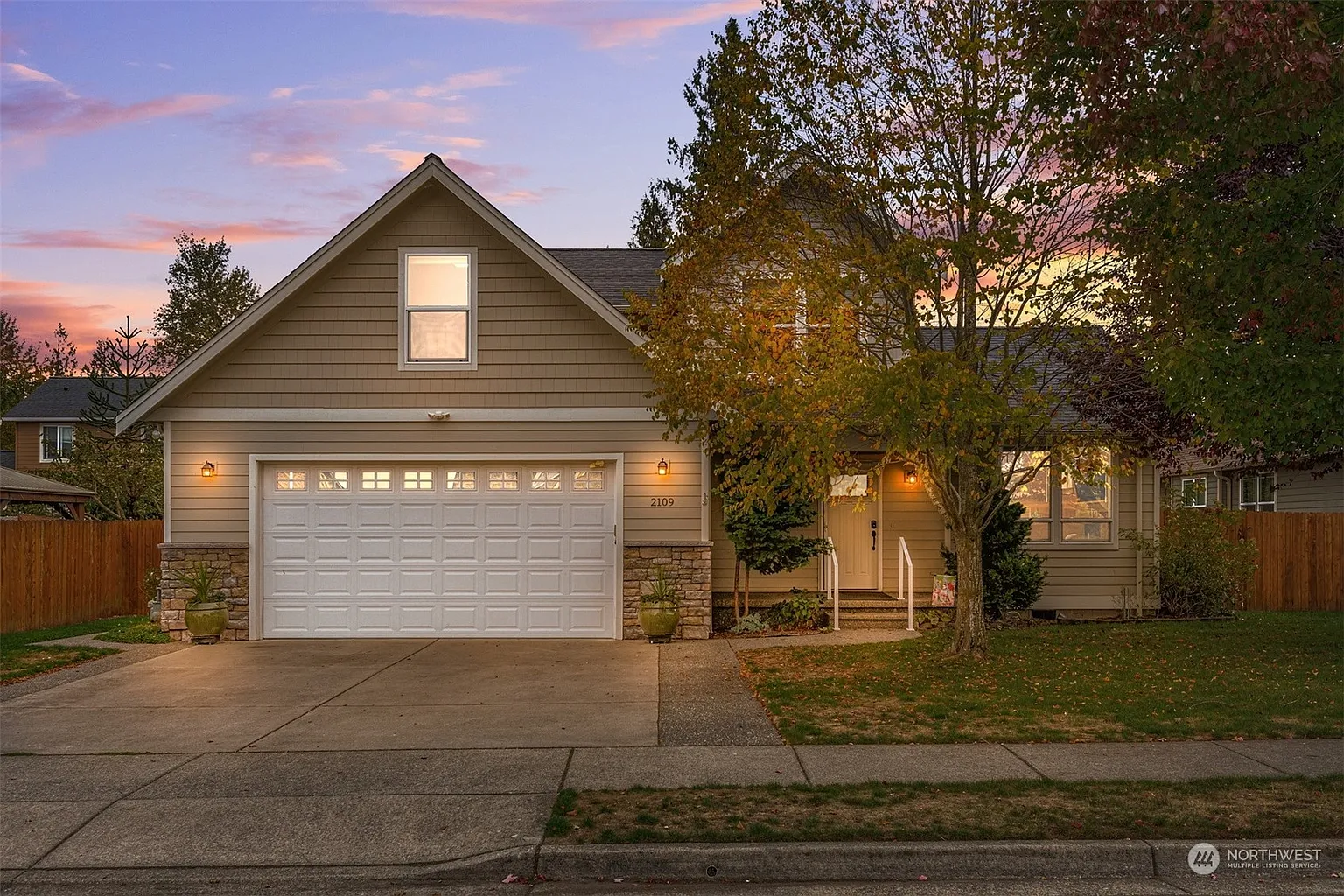 2109 Mercedes Drive photo 1