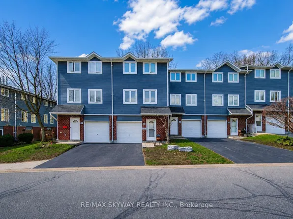 56 Harris Ave #B, Brantford, ON N3R 2E9