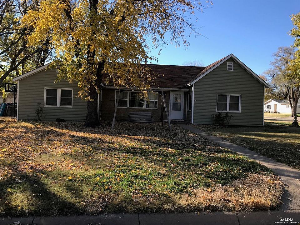 1st image of 819 Woodland Ave