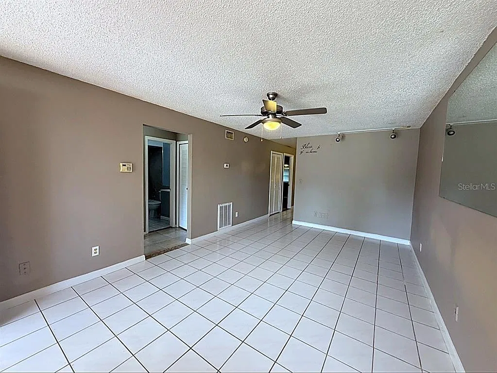 2 bed, 2.0 bath, 1027 sqft, $1,795 — Photo 4