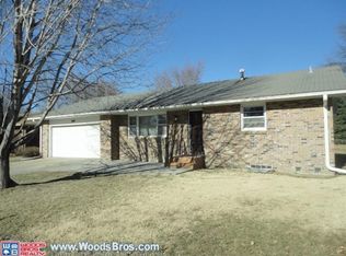 4610 S 36th St, Lincoln, NE 68516