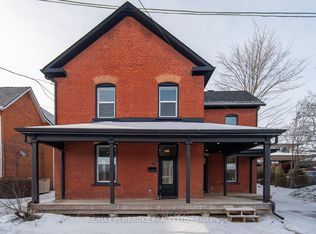 392 Isabella St, Pembroke, ON K8A 5T5